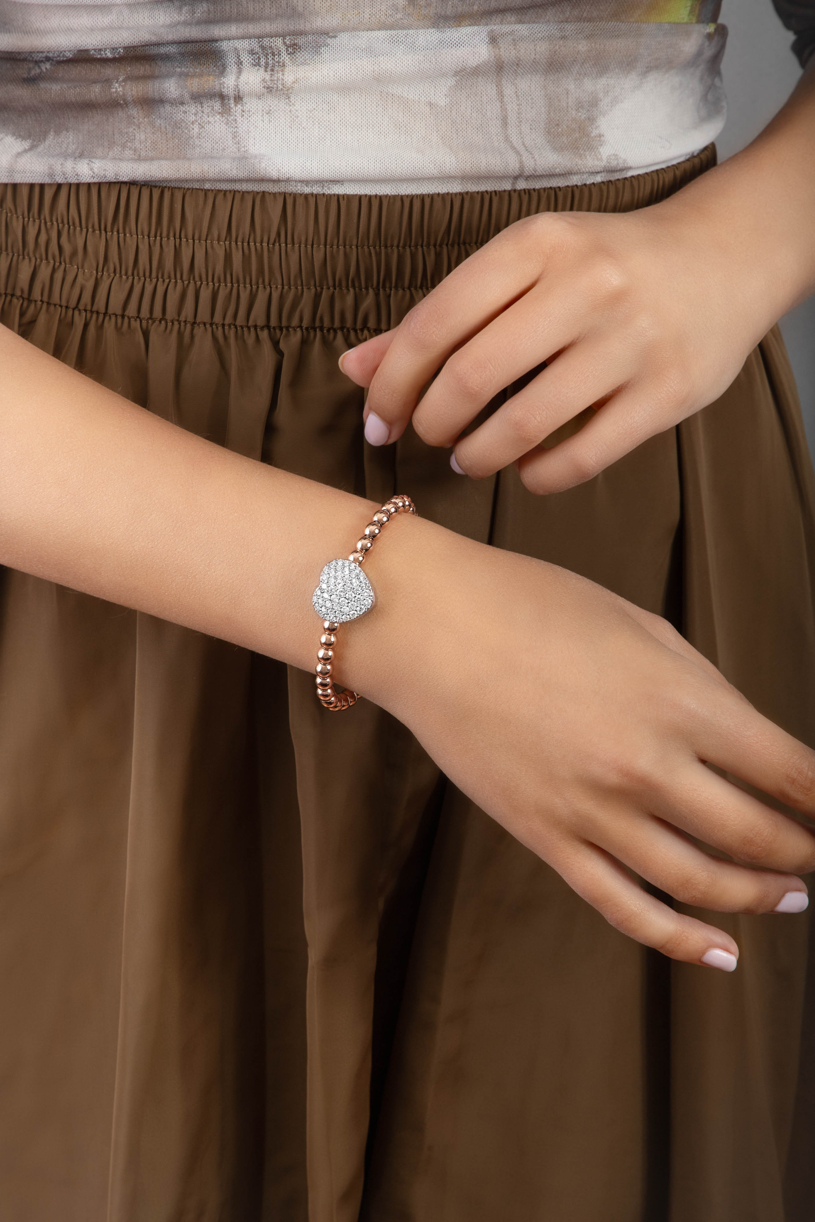 Pavé Diamond Heart Stretch Bracelet