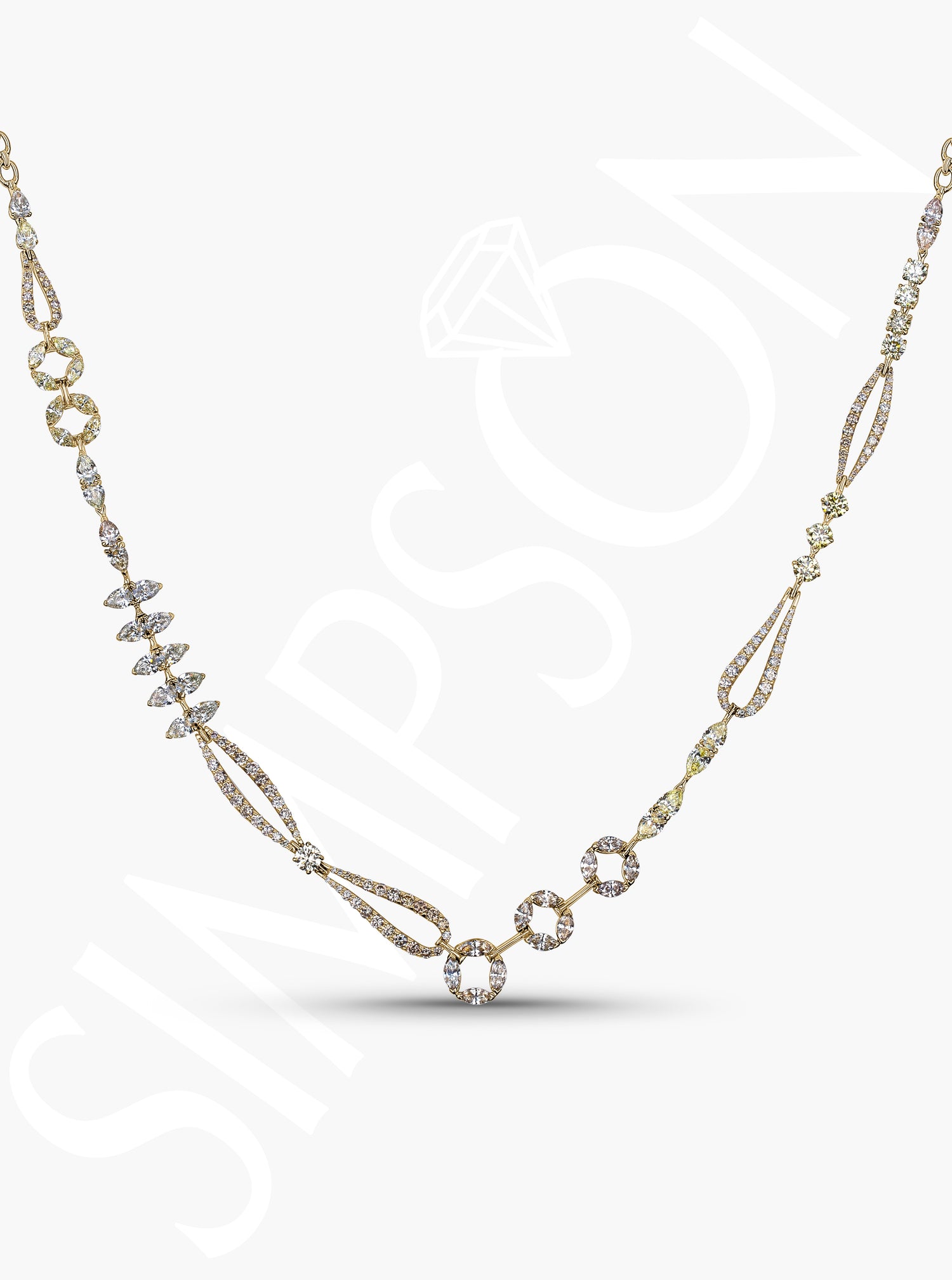 Artistic Gold Necklace with Brilliant Diamond Detailing