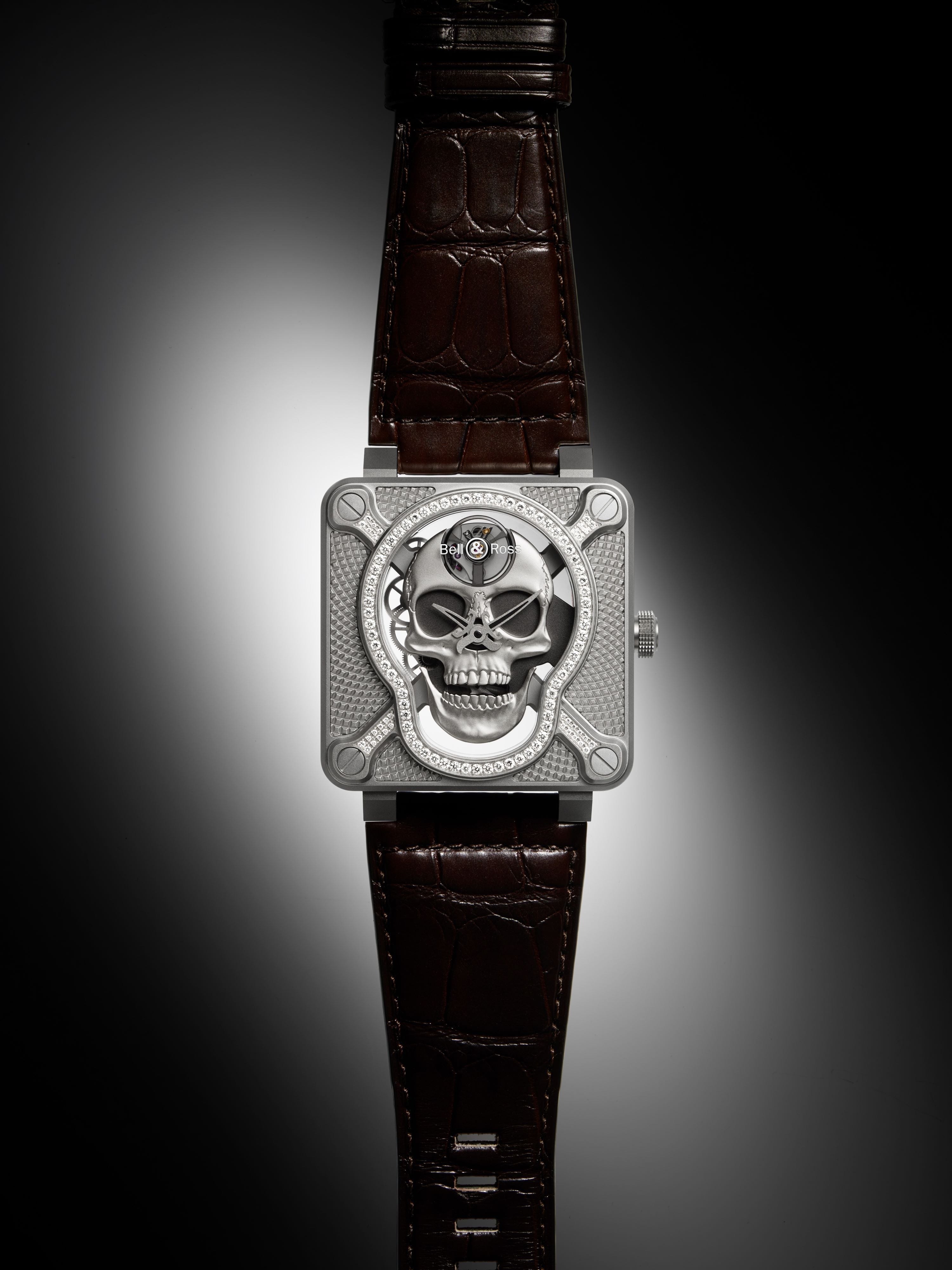 BR 01 LAUGHING SKULL FULL DIAMOND